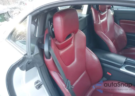 2013 Mercedes-Benz Slk 250 z USA, uszkodzony, nr VIN WDDPK4HA1DF059743